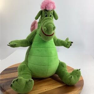 Disney Store Elliot Pete's Dragon Plush 14" Green Stuffed